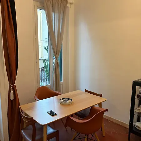 Warm, Air-conditioned, And Comfortable Appartement